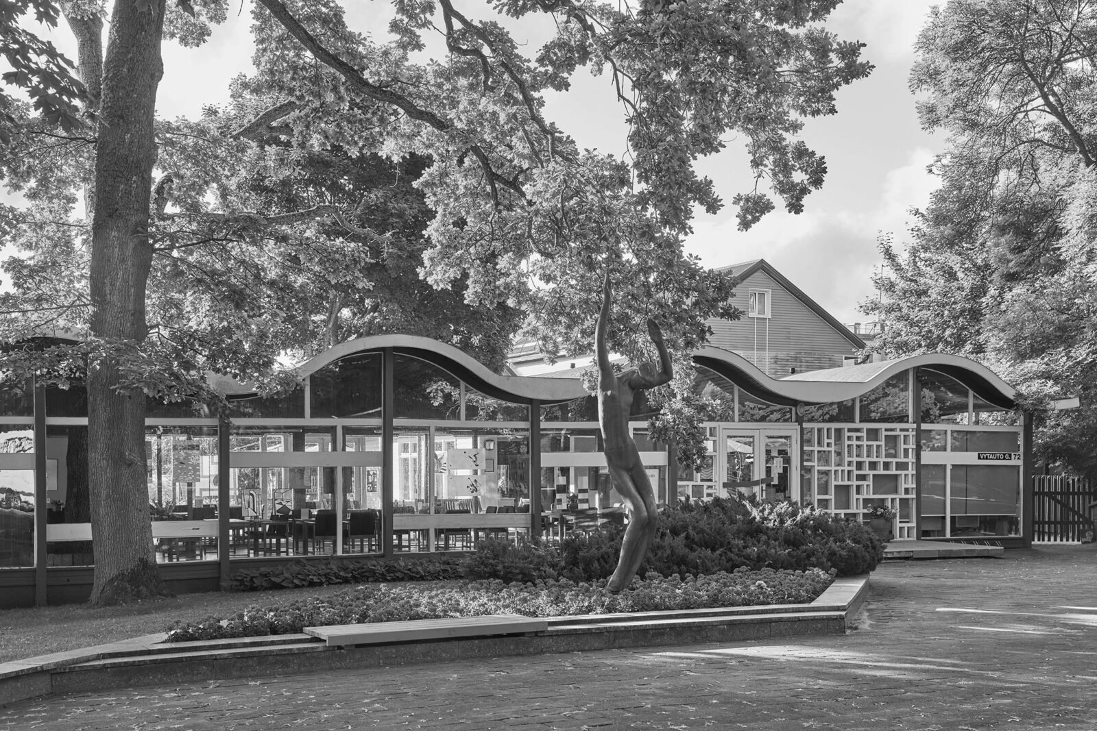 Tarptautinis architektūros simpoziumas „Modernistinė medinė architektūra ateičiai. Palanga“